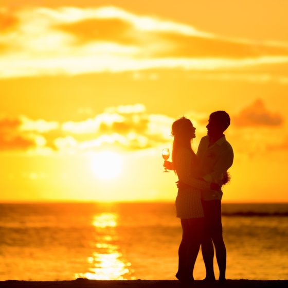 affection-backlit-beach-169215